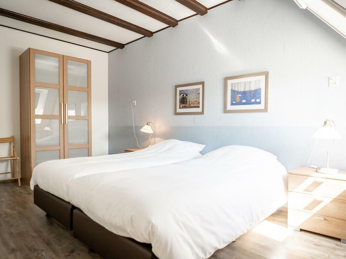 Great Farmhouse In De Cocksdorp With Garden Экстерьер фото